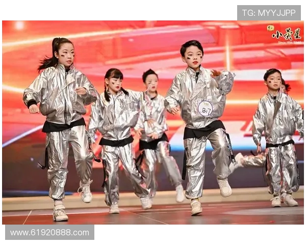 杭州街舞队以93分领跑世界街舞大赛积分榜展现强大实力